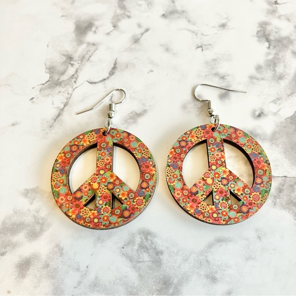 Peace Sign Floral Print 1.5” Earrings - Picture 1 of 3